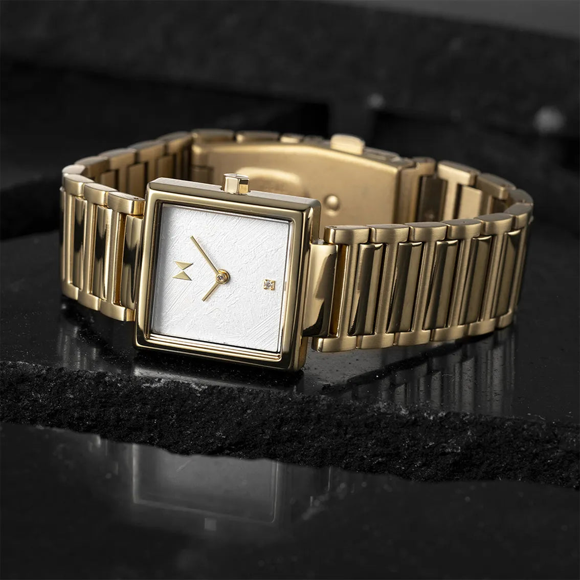 MVMT Frost Small Ladies Watch of Gold Stainless Steel/Bracelet, 22mm, 28000144-D