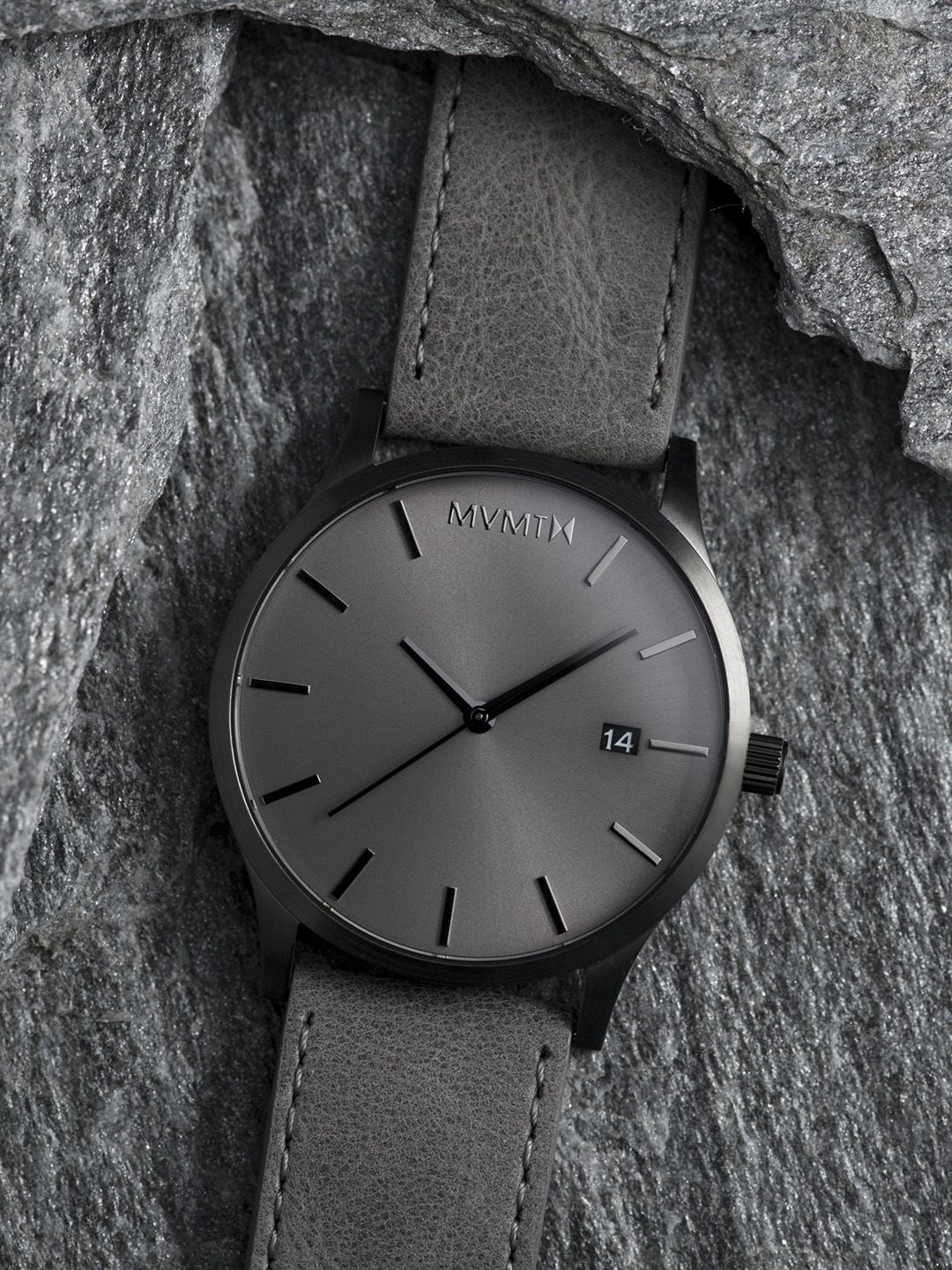 MVMT Classic Mens Watch of Grey Stainless Steel/Bracelet, 45mm, D-MM01-GR