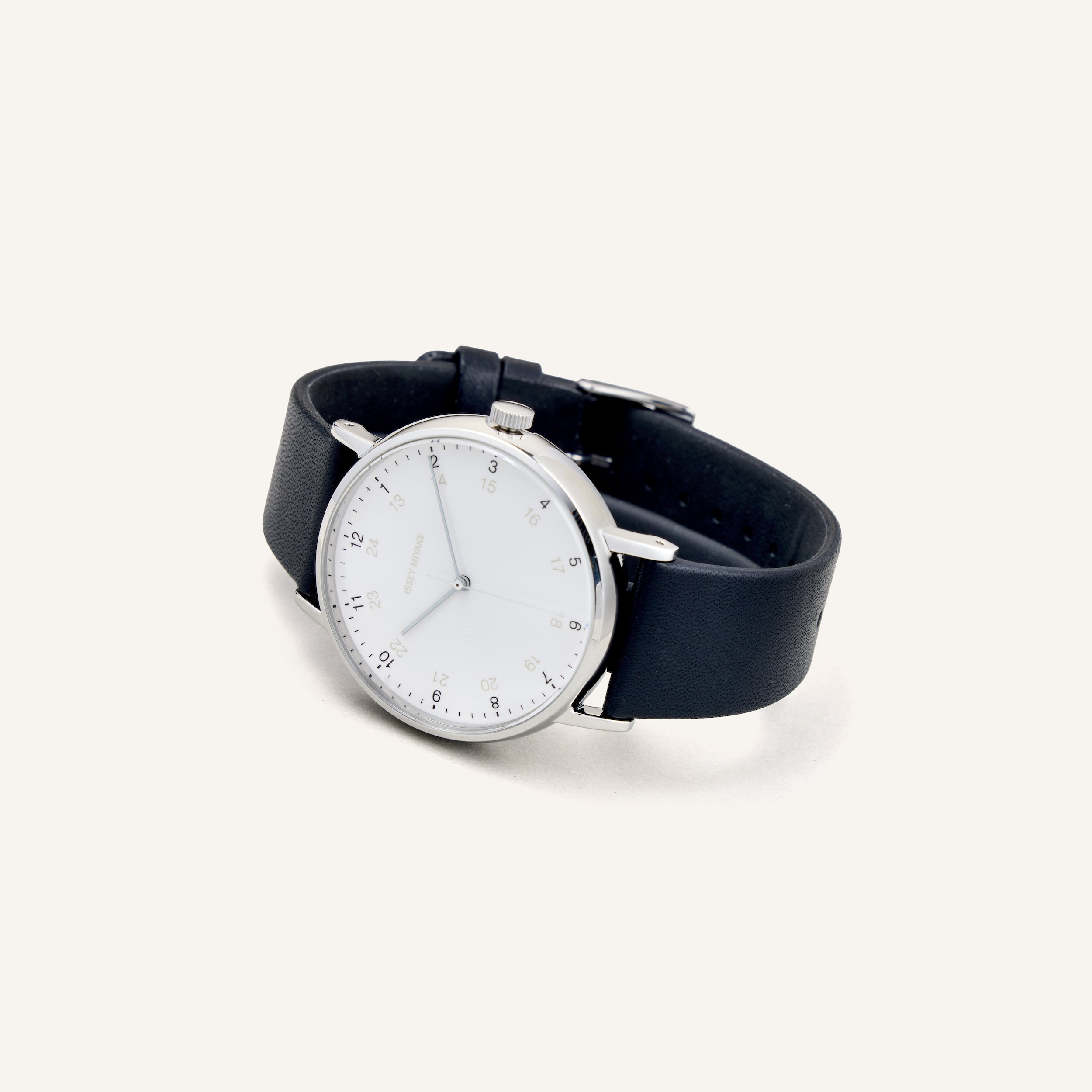 Issey Miyake Watch f White and Black NYAJ001Y