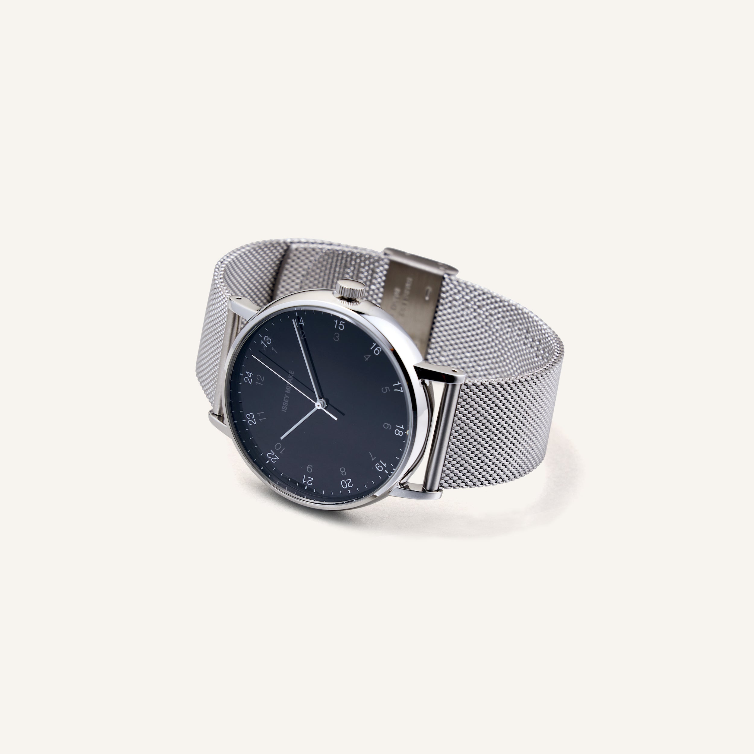 Issey Miyake Watch f Black and Silver NYAJ702Y