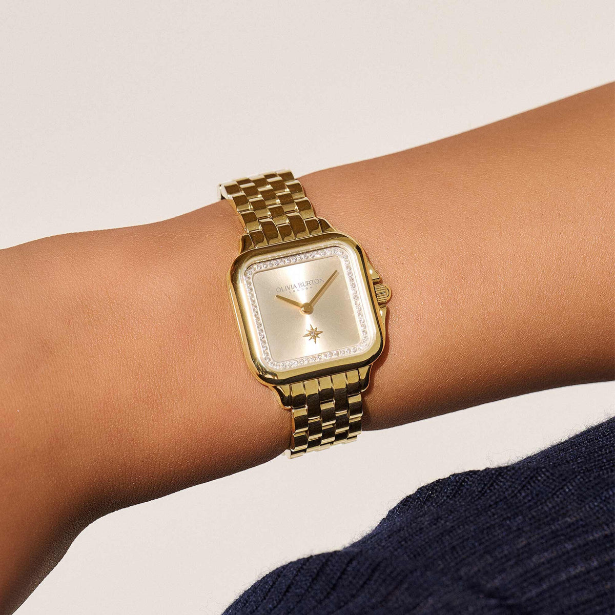 Olivia Burton Tea Party Ladies Watch of Rose Gold Stainless Steel/Mesh Bracelet, 30mm, 24000084