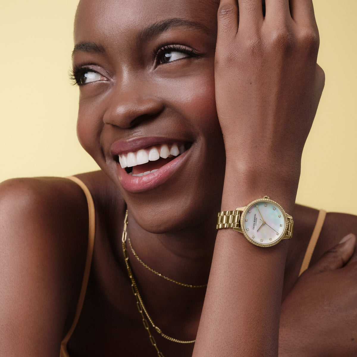 Olivia Burton Captivate (Classic) Ladies Watch of Gold Stainless Steel/Bracelet, 34mm, 24000347